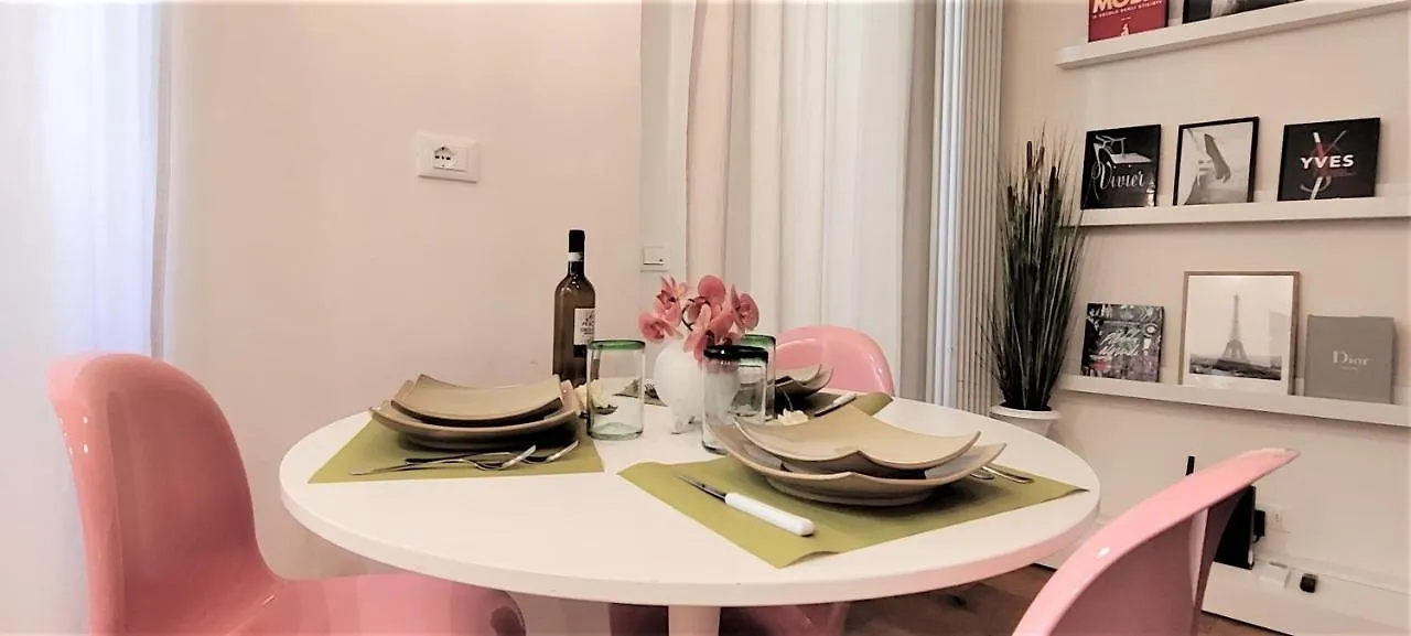 Apartment Novella Style Florence 1